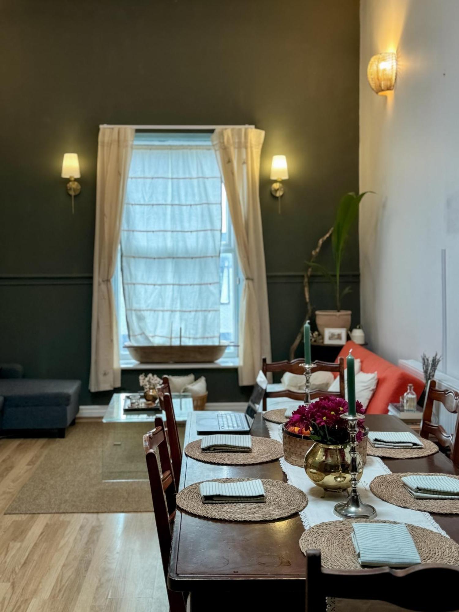 8 Guest Fusion 2 Min Lime St Apartment *